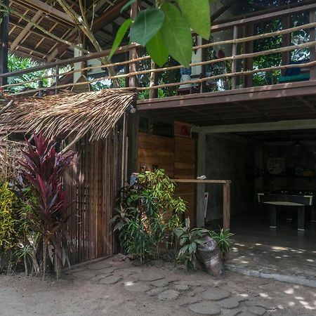 White Banana Beach Club General Luna  Luaran gambar