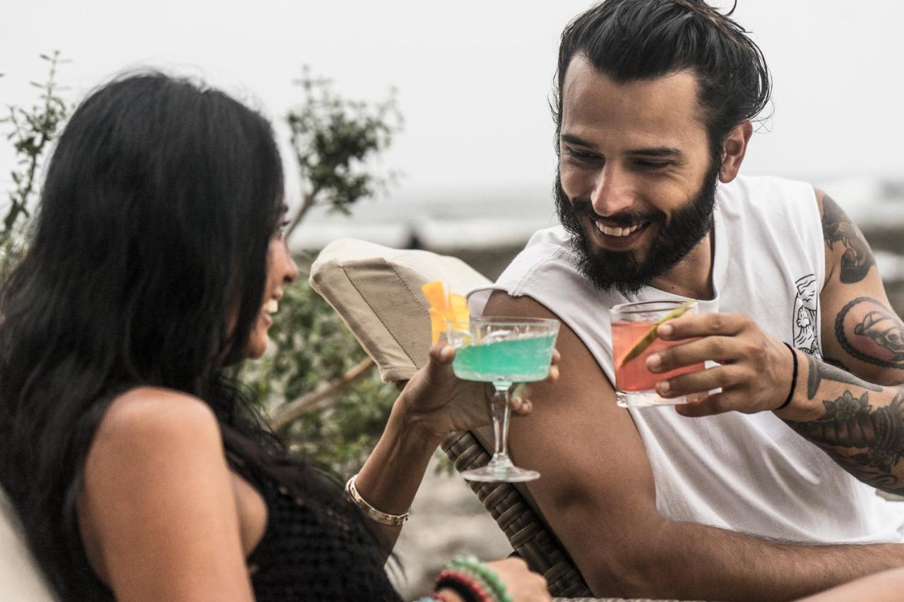 White Banana Beach Club General Luna  Luaran gambar